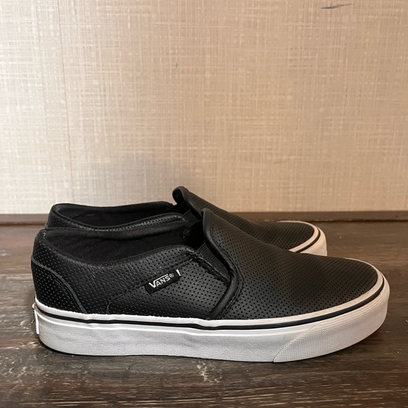 Vans Asher Slip-On Sneaker - Women's size 6 - Picture 8 of 8